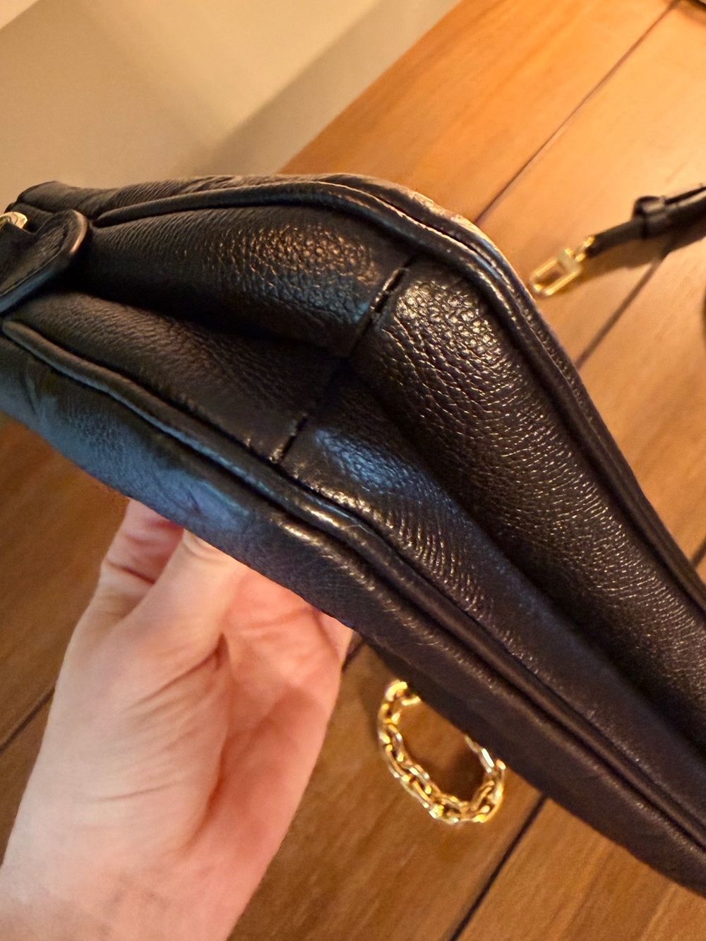 Louis Vuitton Pochette Liv - black empreinte - Picture 4 of 12